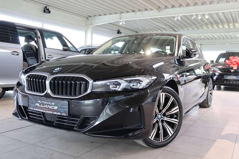 Gebraucht BMW 320 204 PS (150 kW) 2022 Saphirschwarz Limousine
