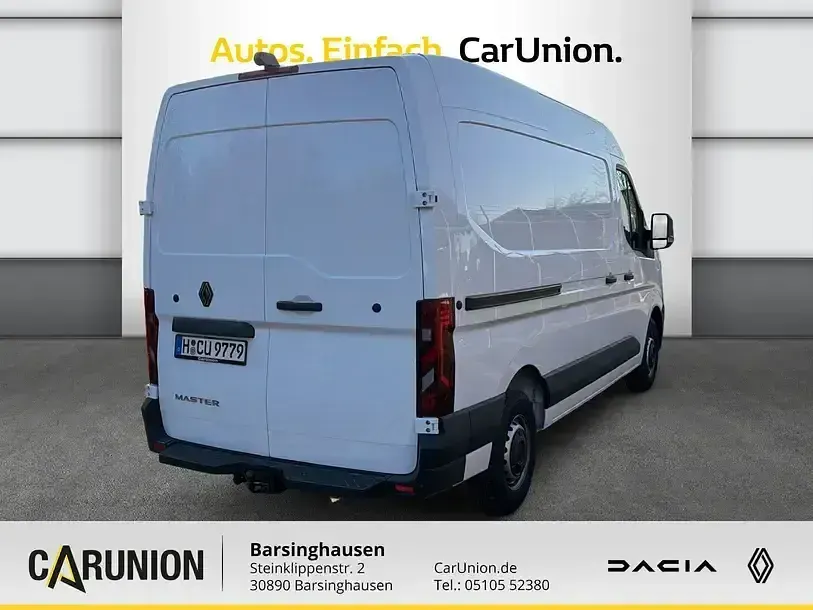 Gebraucht Renault Master 131 PS (96 kW) 2026 Mineralweiß Van / Kleinbus