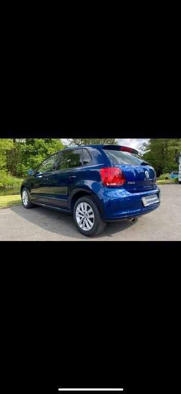 Blau Gebraucht 2011 VW Polo Match Limousine | 6.800 € (Fairer Preis) - Bild 1/4