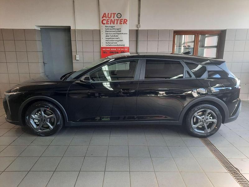 Neu Kia K4 150 PS (110 kW) 2026 Schwarz Limousine