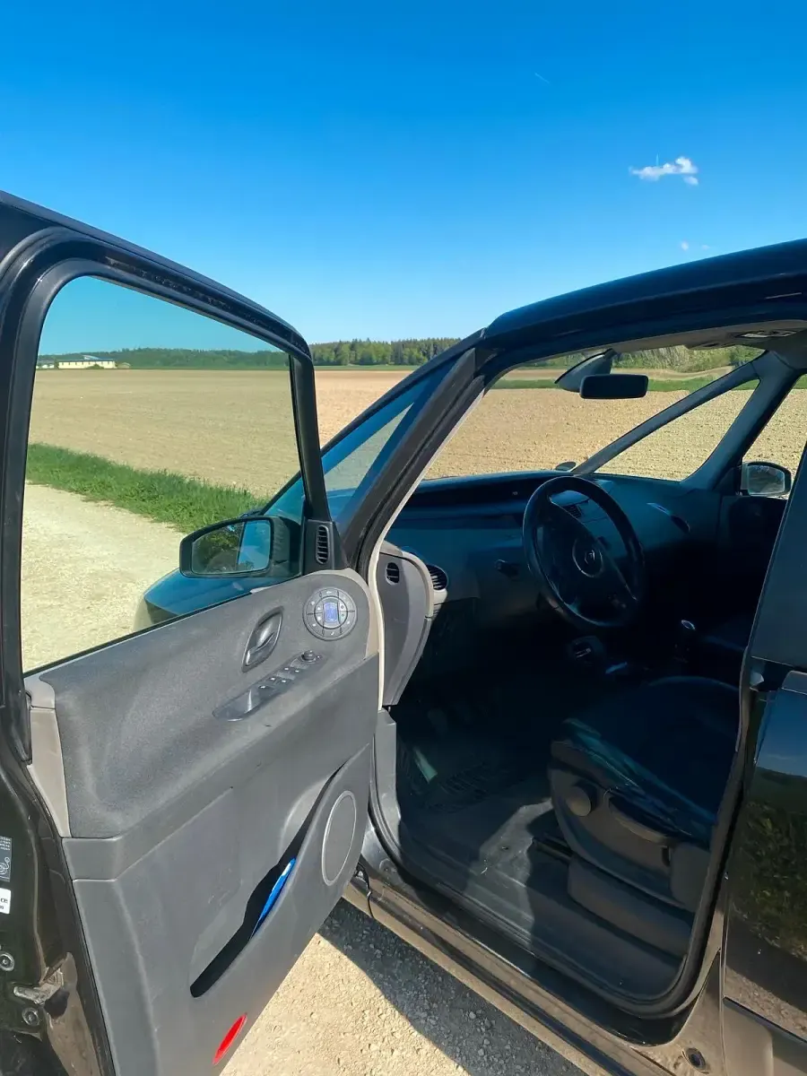 Gebraucht Renault Espace 163 PS (119 kW) 2005 Schwarz Van / Kleinbus