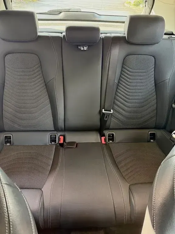 Gebraucht Mercedes A200 Advanced 150 PS (110 kW) 2021 Schwarz Limousine