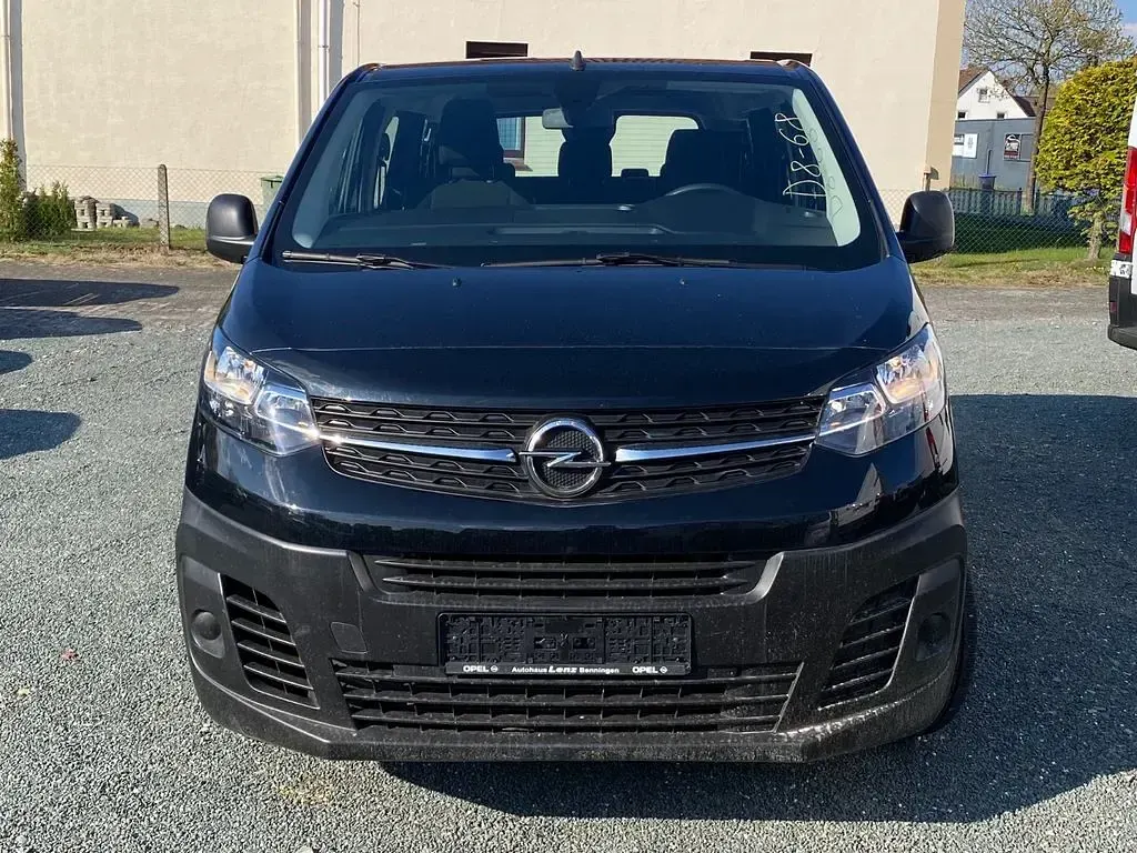 Gebraucht Opel Vivaro-e Combi Basis 144 PS (105 kW) 2022 Schwarz Van / Kleinbus