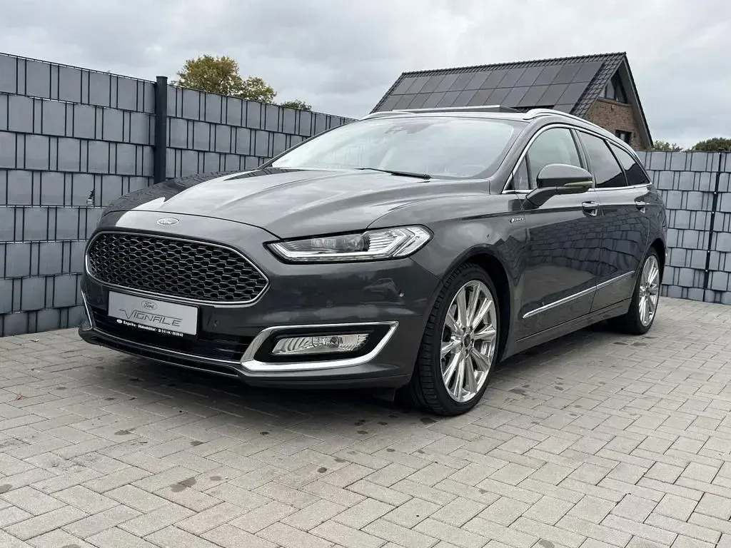 Gebraucht Ford Mondeo Vignale 211 PS (155 kW) 2016 Grau Limousine