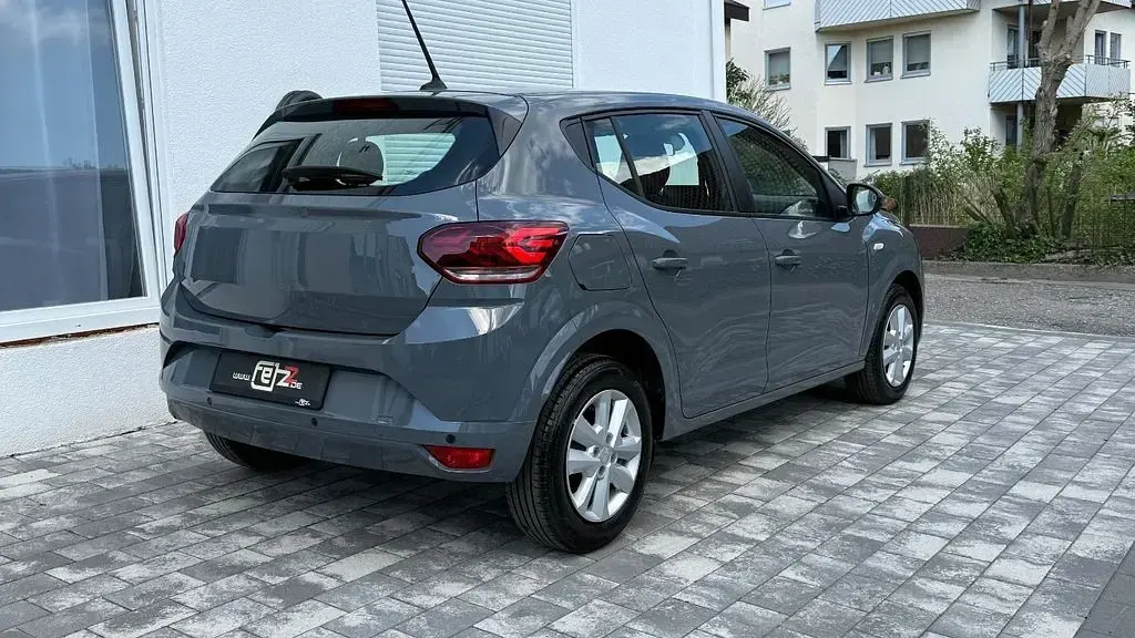 Brugt Dacia Sandero 91 HK (66 kW) 2024 Grå Sedan