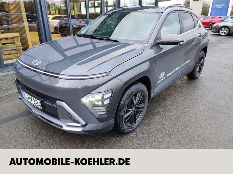 Ecotronic gray (grau) Gebraucht 2023 Hyundai Kona Prime SUV | 33.990 € (Teuer) - Bild 1/4