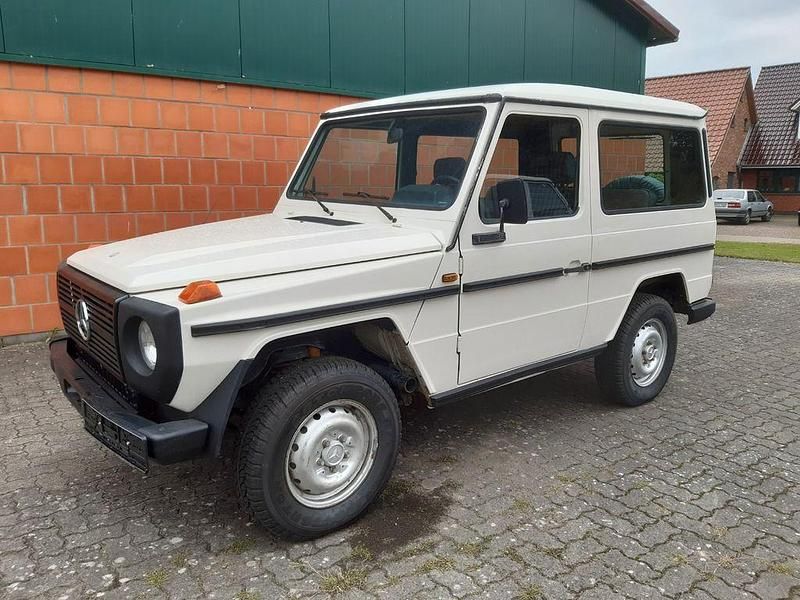 Gebraucht Mercedes G230 125 PS (91 kW) 1984 Weiß SUV