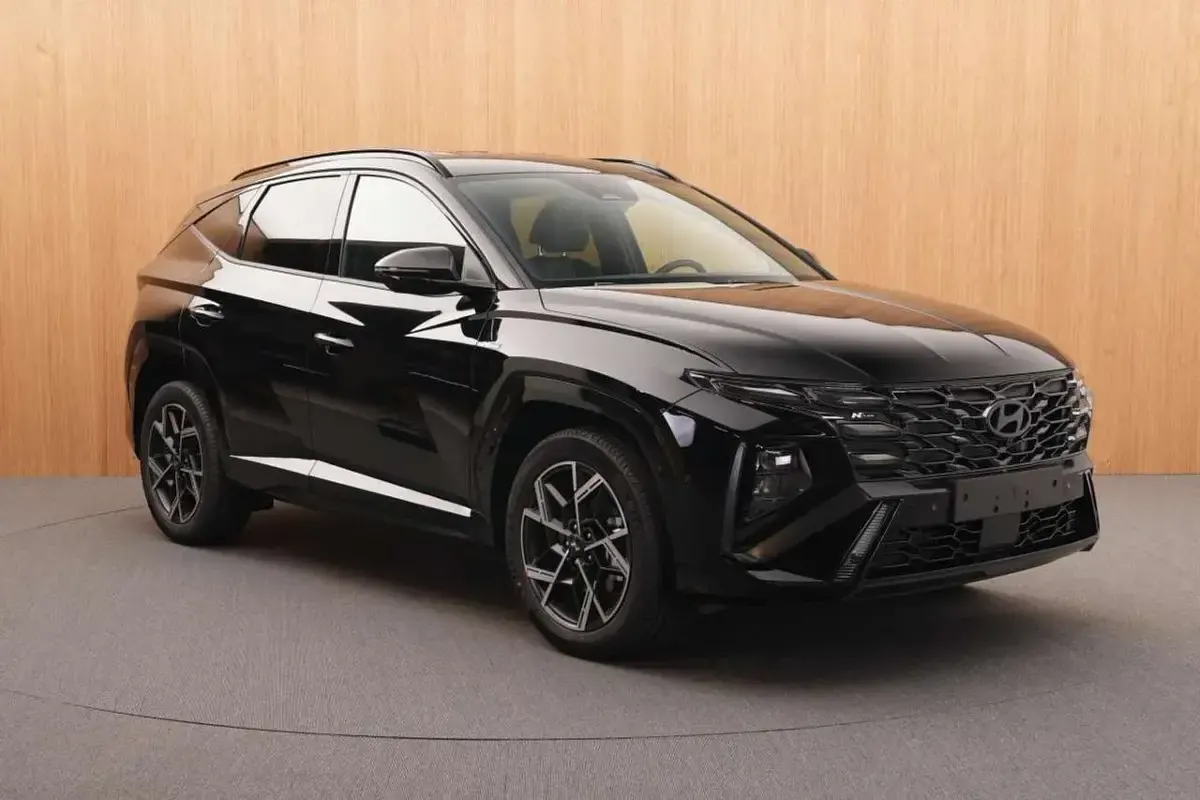 Neu Hyundai Tucson N Line 150 PS (110 kW) 2026 Abyss black SUV