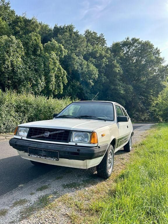 Weiß Gebraucht 1984 Volvo 340 Limousine | 5.400 € - Bild 1/4