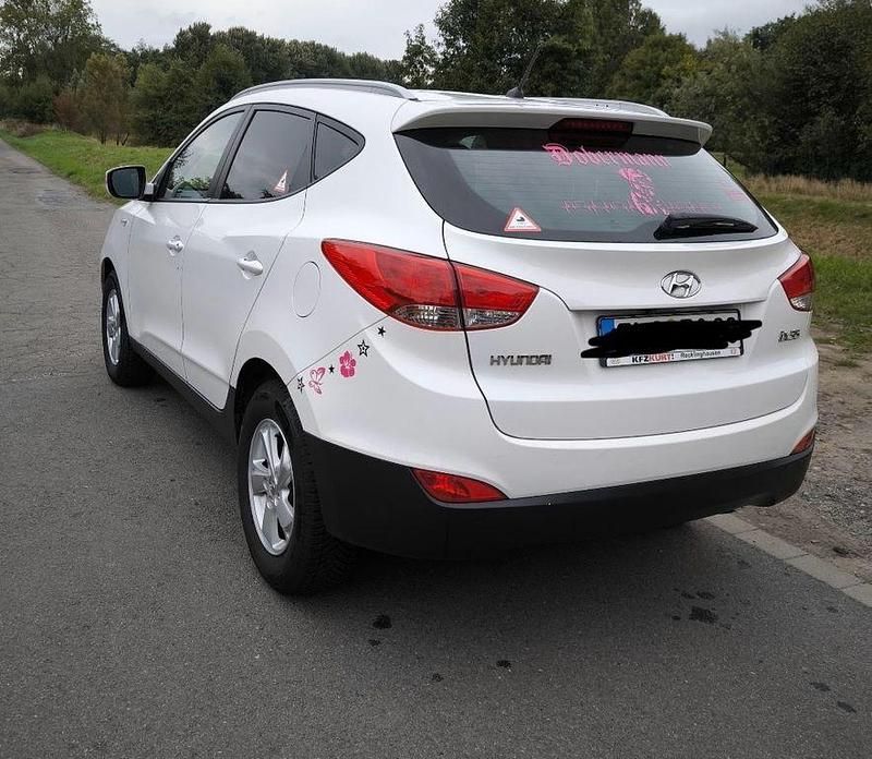 Gebraucht Hyundai ix35 Classic 135 PS (99 kW) 2012 Weiß SUV