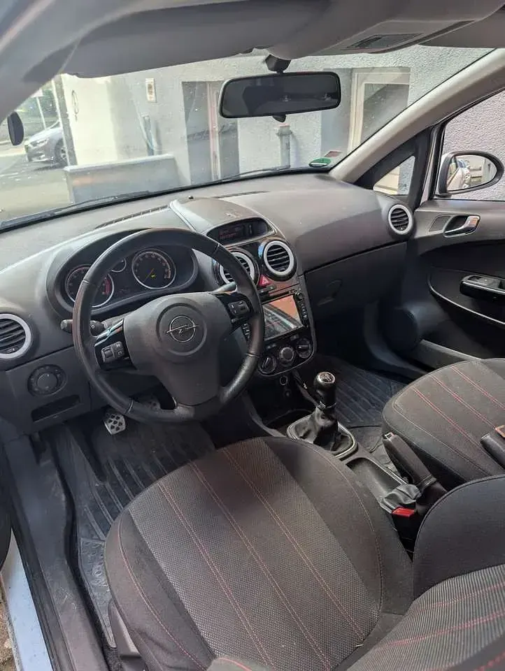 Gebraucht Opel Corsa Sport 90 PS (66 kW) 2009 Kleinwagen