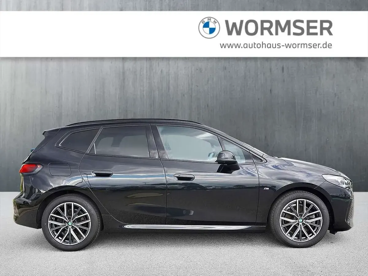Gebraucht BMW 223 Active Tourer M Sport 204 PS (150 kW) 2024 Schwarz Van / Kleinbus