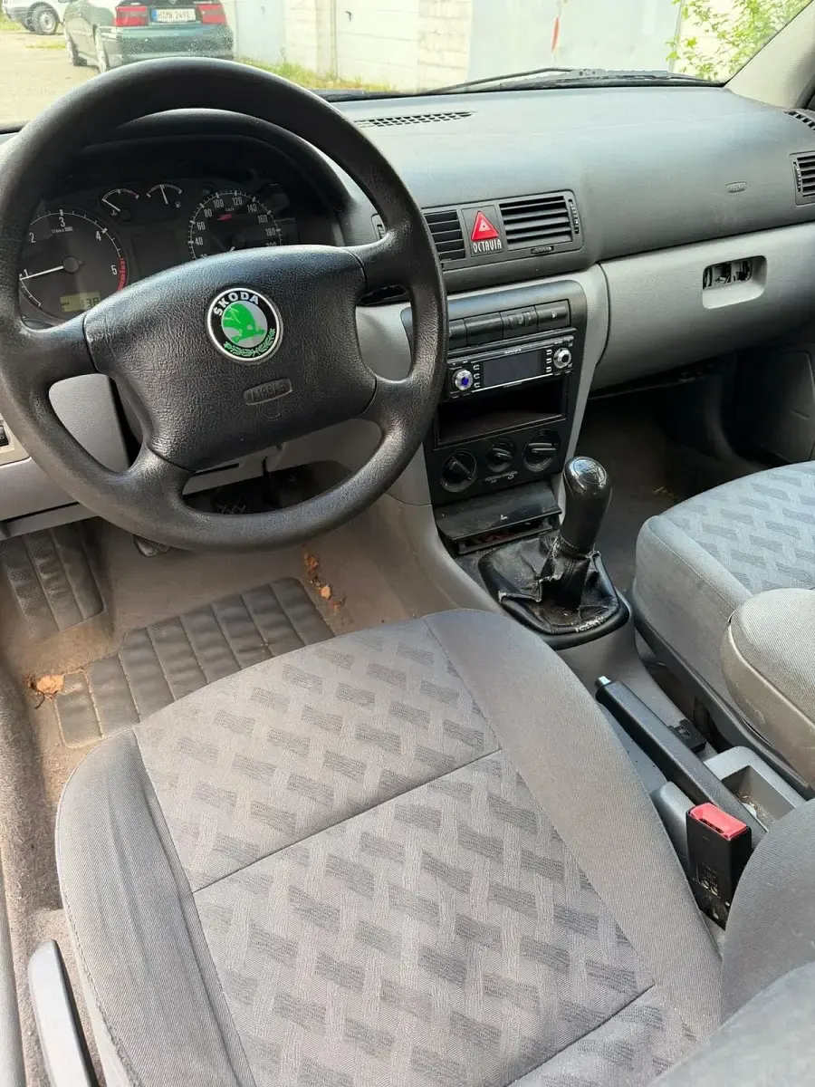 Gebraucht Skoda Octavia 105 PS (77 kW) 2000 Silber Kombi