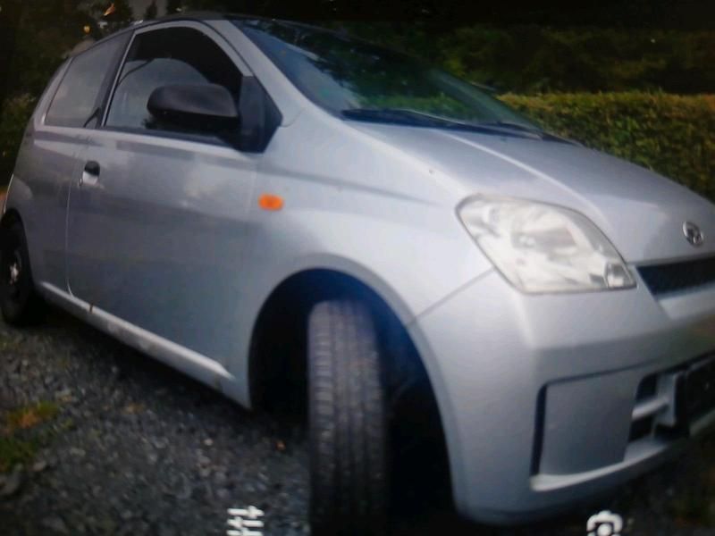 Gebraucht Daihatsu Cuore 58 PS (42 kW) 2006 Silber Kleinwagen