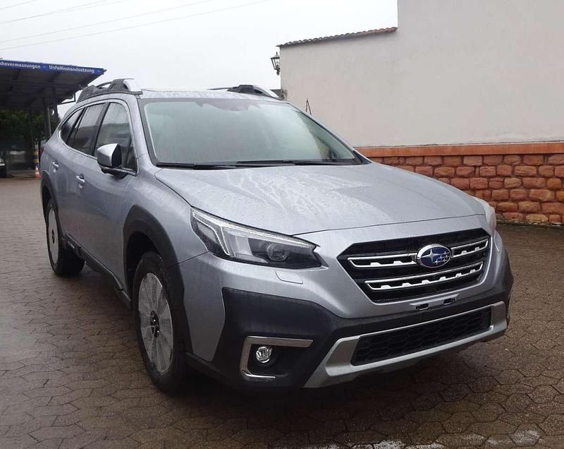 Neu Subaru Outback Platinum 169 PS (124 kW) 2026 Ice silver (m) Kombi