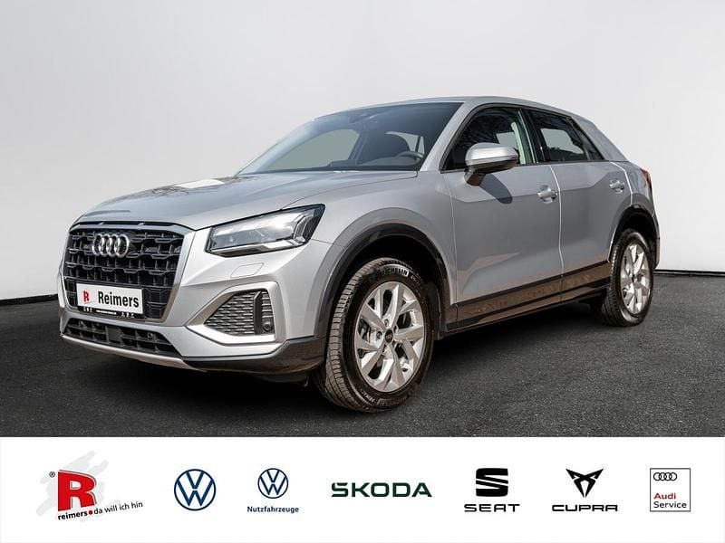 Silber Gebraucht 2024 Audi Q2 Advanced Plus SUV | 26.990 € (Guter Preis) - Bild 1/4