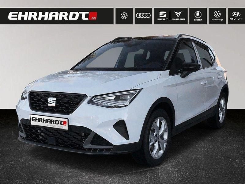 Nevada weiss metallic Gebraucht 2022 Seat Arona FR SUV | 18.450 € (Fairer Preis) - Bild 1/3