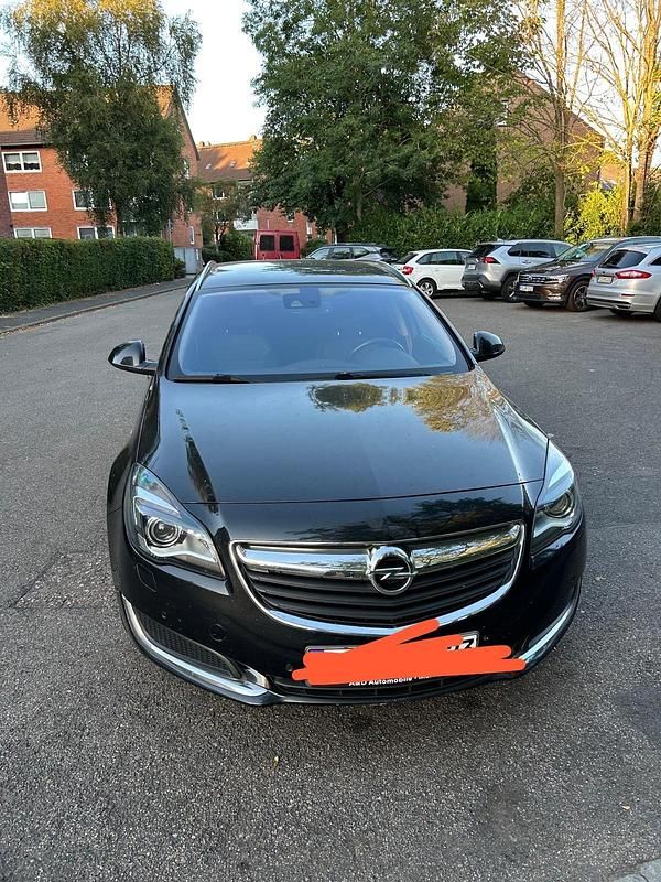 Schwarz Gebraucht 2015 Opel Insignia Kombi | 7.550 € (Fairer Preis) - Bild 1/4