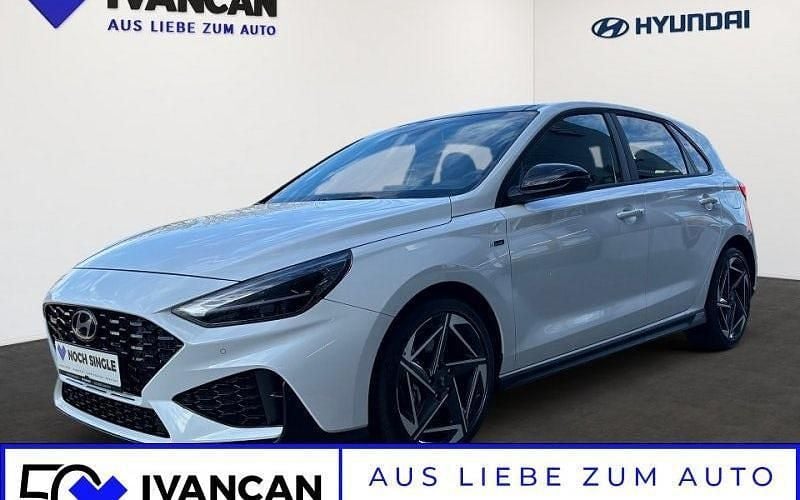 Weiß Neu 2025 Hyundai i30 N Line Limousine | 29.490 € (Etwas zu teuer) - Bild 1/4