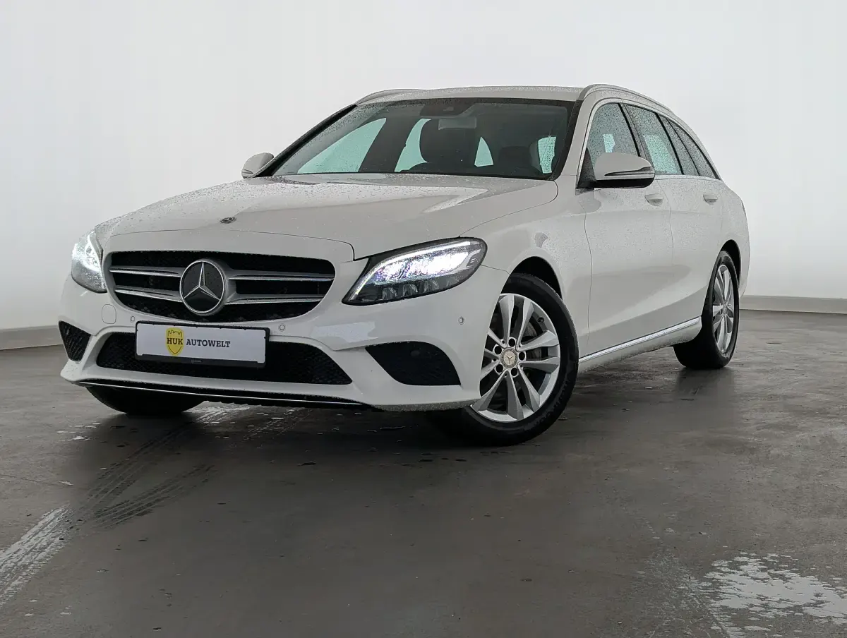 Gebraucht Mercedes C300 Avantgarde 258 PS (189 kW) 2019 Kombi