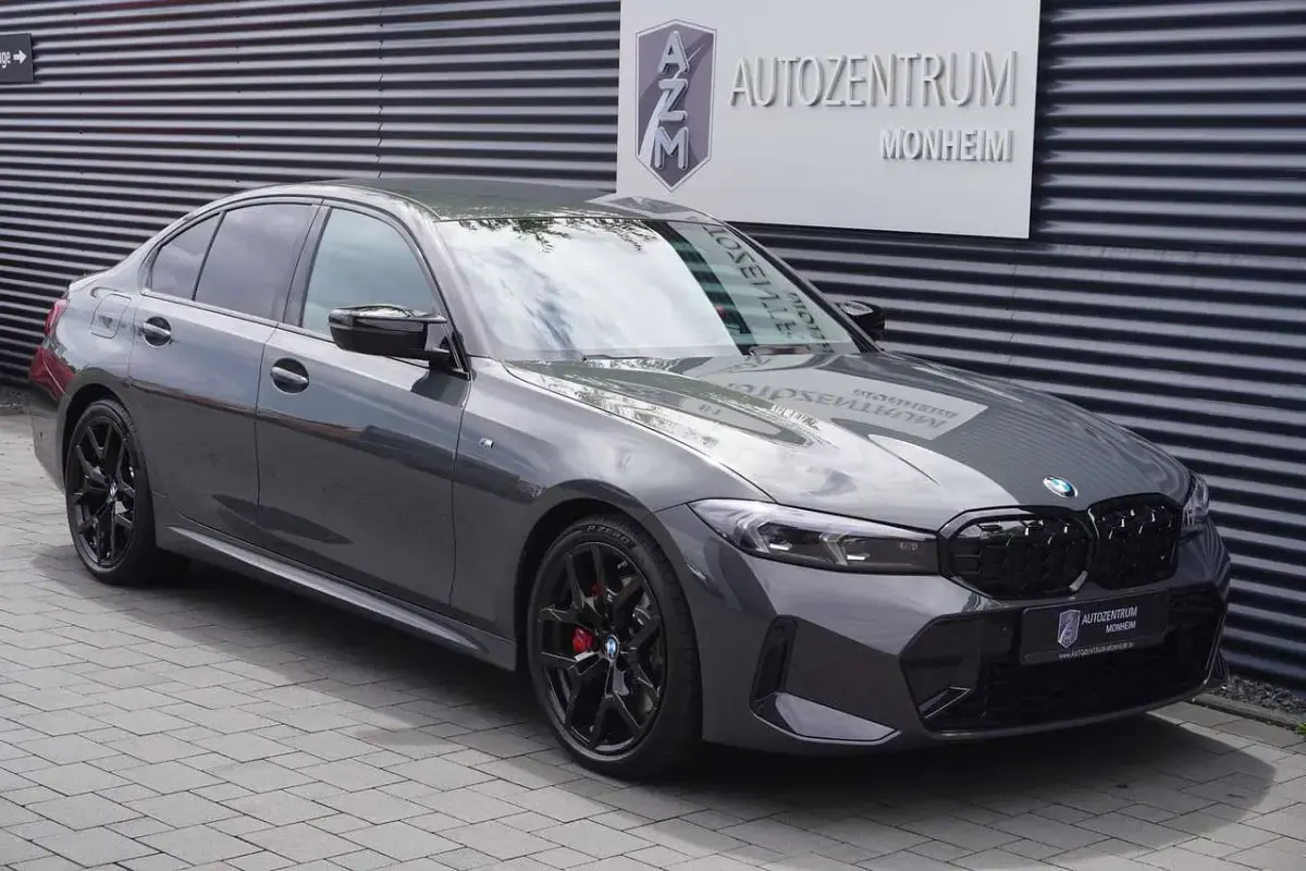 Gebraucht BMW 340 374 PS (275 kW) 2025 Individuallackierung dravitgr Limousine