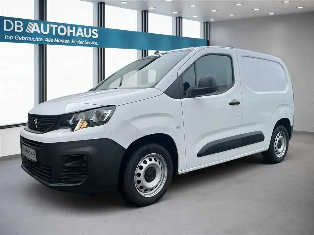 Gebraucht Peugeot Partner Premium 102 PS (75 kW) 2022 Van / Kleinbus