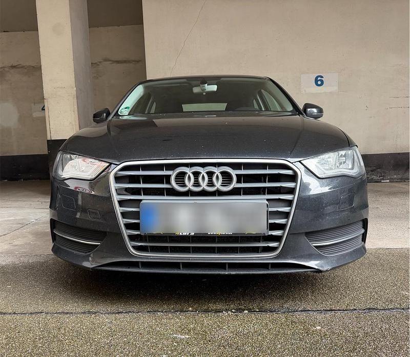 Gebraucht Audi A3 110 PS (80 kW) 2015 Schwarz Kleinwagen