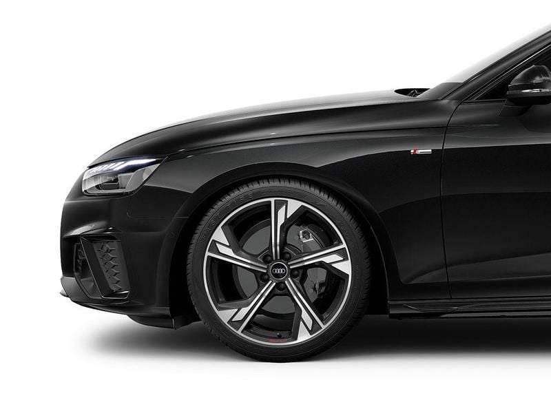 Używany Audi A4 Advanced 204 KM (150 kW) 2024 Czarny Kombi