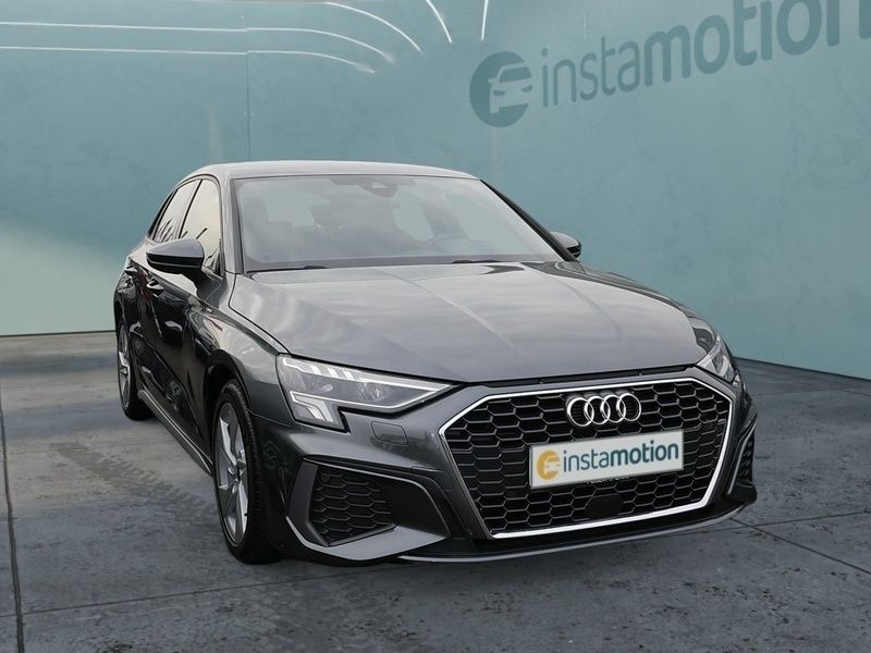 Grau Gebraucht 2023 Audi A3 Sportback S-Line Limousine | 33.490 € (Etwas zu teuer) - Bild 1/4