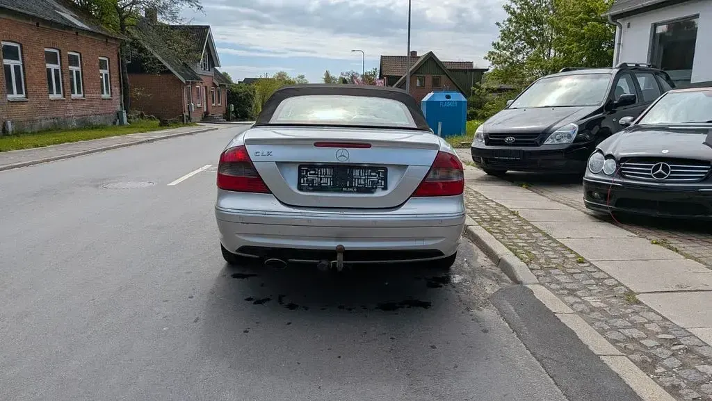 Gebraucht Mercedes CLK320 AMG 224 PS (164 kW) 2006 Silber Cabrio