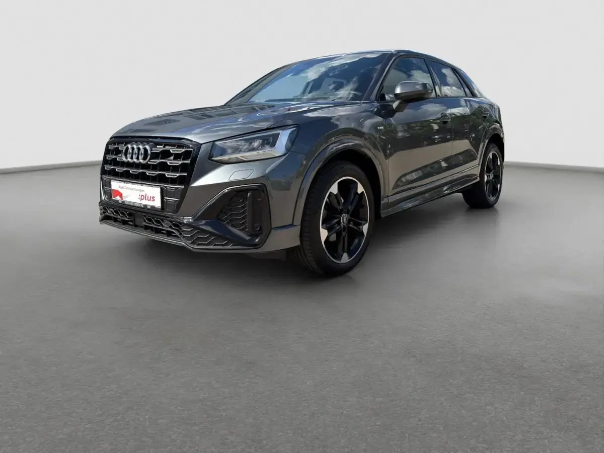 Gebraucht Audi Q2 S-Line 150 PS (110 kW) 2021 Grau SUV