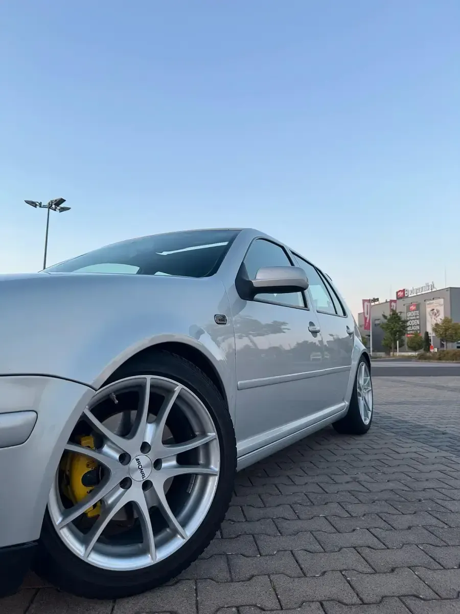 Gebraucht VW Golf III Sound 150 PS (110 kW) 1999 Grau Limousine
