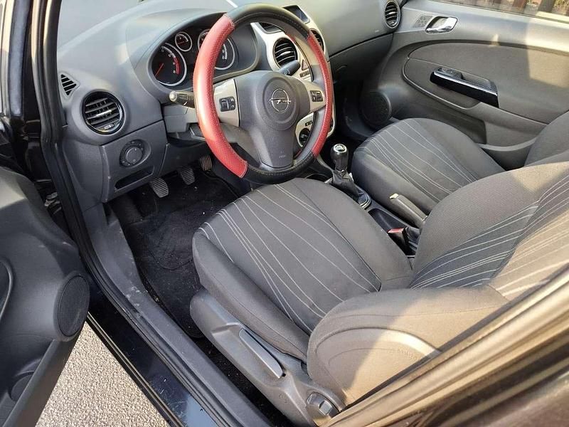 Gebraucht Opel Corsa 90 PS (66 kW) 2007 Schwarz Kleinwagen