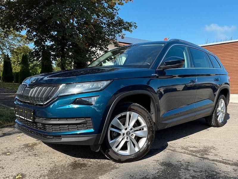 Modra lava/lava blau Gebraucht 2018 Skoda Kodiaq Style SUV | 19.990 € (Fairer Preis) - Bild 1/4