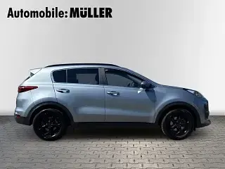 Gebraucht Kia Sportage 136 PS (100 kW) 2021 Css) lunarsilber met. (silber SUV