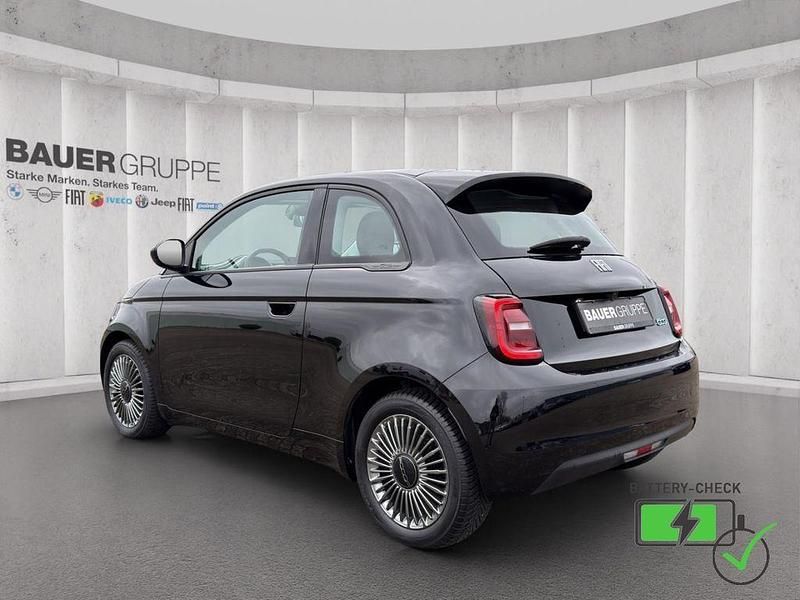 Gebraucht Fiat 500e Icon 86 kW (118 PS) 2022 Schwarz Kleinwagen