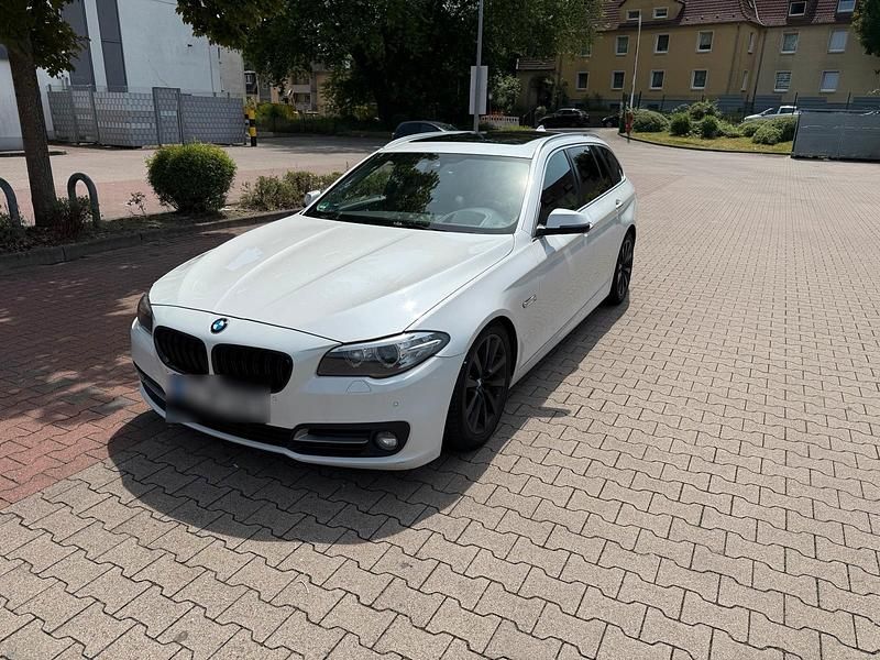 Weiß Gebraucht 2014 BMW 530 Kombi | 8.800 € - Bild 1/4