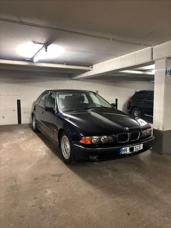 Gebraucht BMW 523 M Sport 170 PS (125 kW) 1999 Blau Limousine