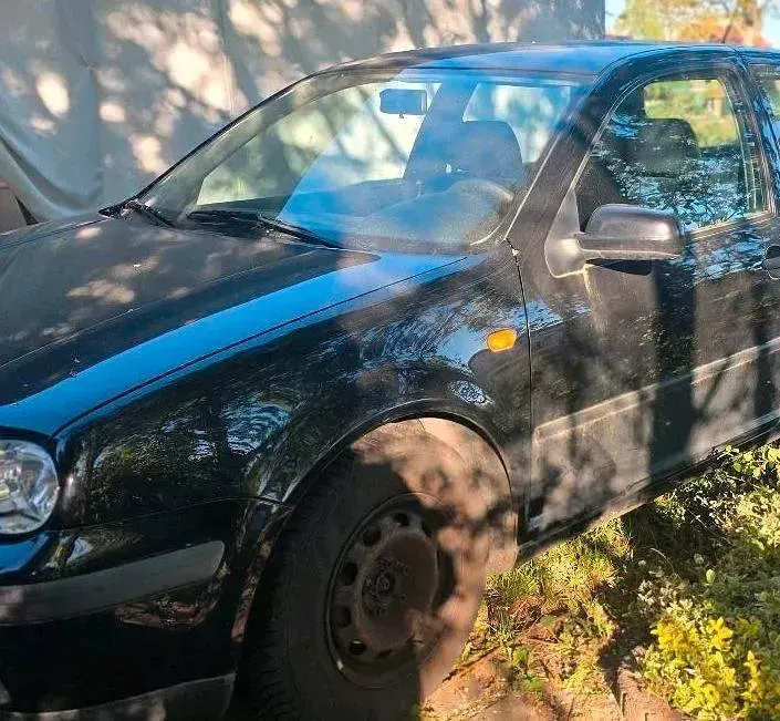 Gebraucht VW Golf 101 PS (74 kW) 1999 Schwarz Coupé