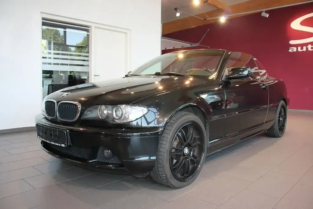 Gebraucht BMW 318 Cabriolet 143 PS (105 kW) 2004 Schwarz Cabrio