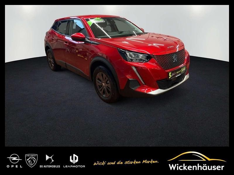 Lackierung elixierrot/typ ver Gebraucht 2021 Peugeot e-2008 Active SUV | 15.490 € (Guter Preis) - Bild 1/4