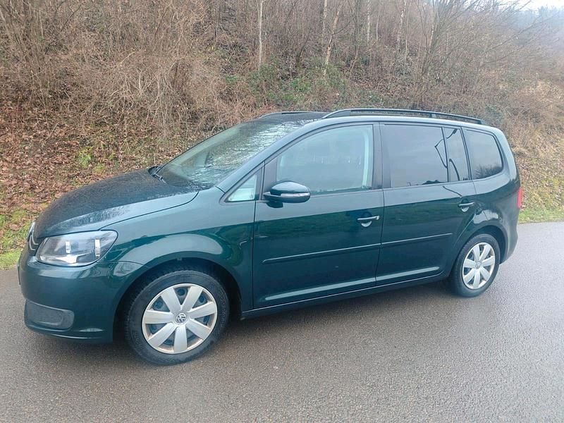 Grün Gebraucht 2014 VW Touran Van / Kleinbus | 6.100 € (Guter Preis) - Bild 1/4