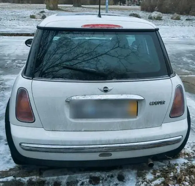 Usata Mini Cooper 116 CV (85 kW) 2004 Bianco Utilitaria