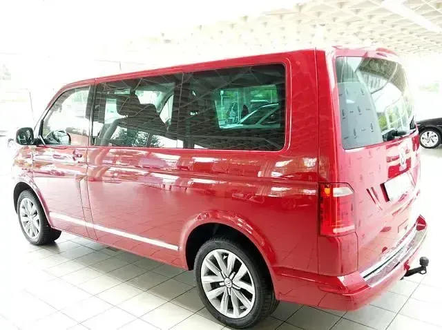 Gebraucht VW Multivan Generation Six 204 PS (150 kW) 2016 Rot Van / Kleinbus