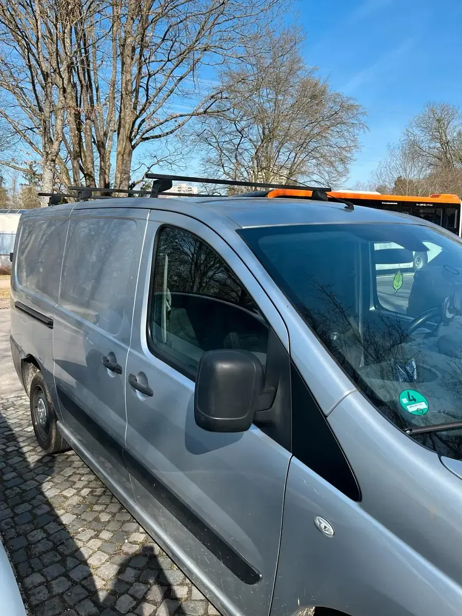 Gebraucht Peugeot Expert 128 PS (94 kW) 2013 Grau Van