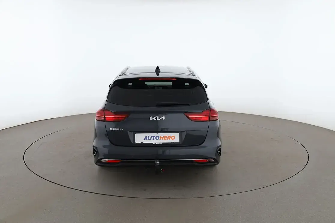Gebraucht Kia Ceed Vision 2022 Grau Kleinwagen