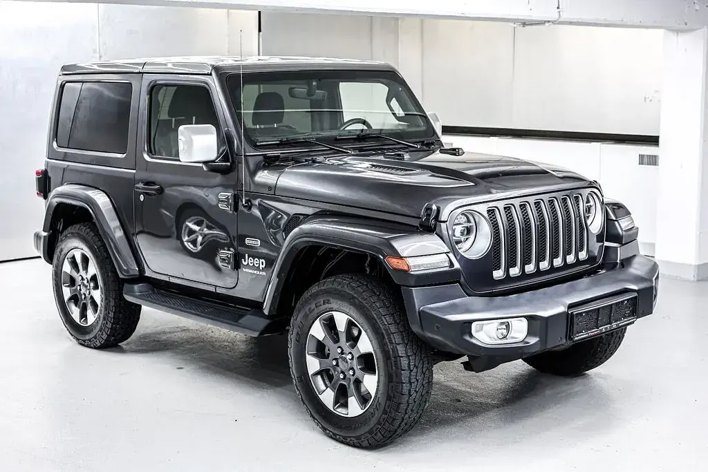 Gebraucht Jeep Wrangler Overland 200 PS (147 kW) 2018 Grau SUV