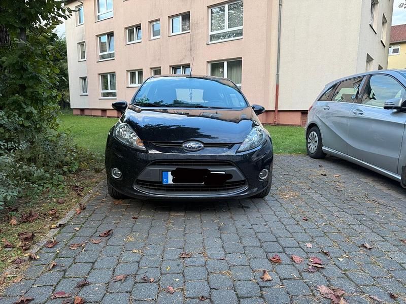 Schwarz Gebraucht 2012 Ford Fiesta Kleinwagen | 3.000 € - Bild 1/4