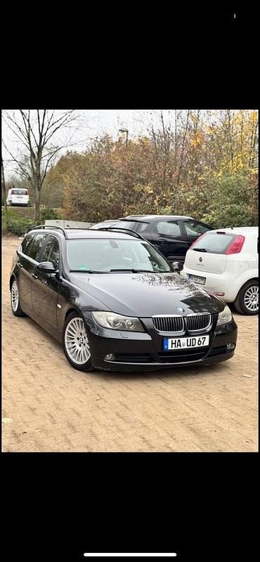 Schwarz Gebraucht 2007 BMW 325 Limousine | 4.000 € (Fairer Preis) - Bild 1/4