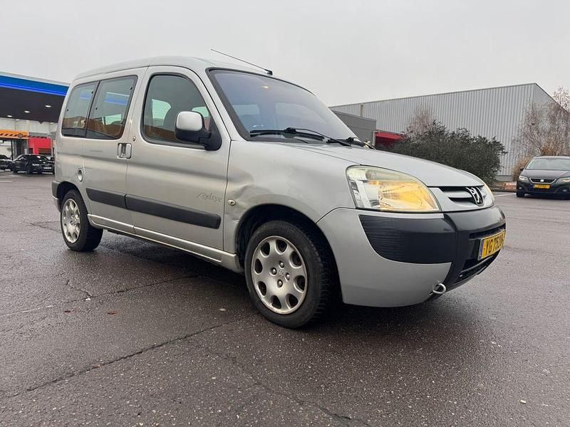 Gebraucht Peugeot Partner Premium 90 PS (66 kW) 2006 Grau Van / Kleinbus